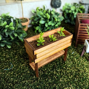 Dollhouse Miniature 1:12 scale Garden Trug Bild 7