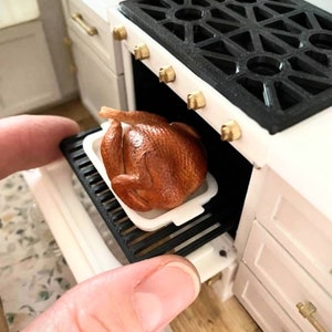 Dollhouse Miniature roasted turkey chicken 1:12 image 1