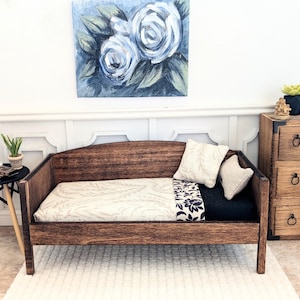 Dollhouse Miniature 1:12 Day Bed