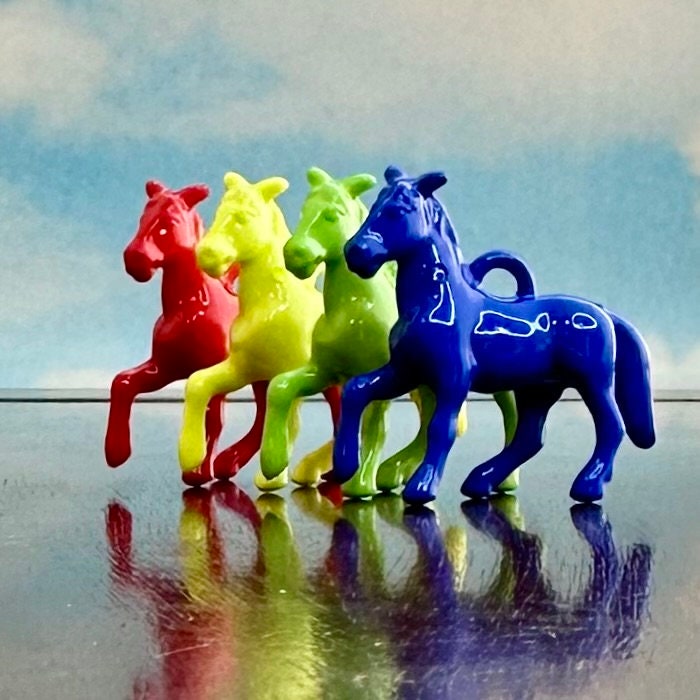 Charms de caballo: tú eliges el color (cantidad 4)