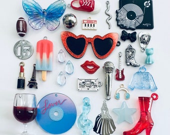 The Taylor Swift Collection of Charms, Trinkets and miniatures