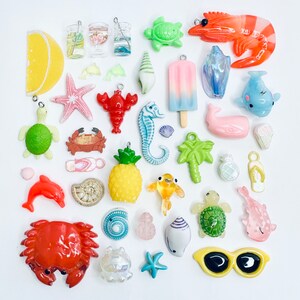 A Sealife Beach Collection of Miniature Trinkets and Charms