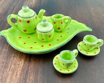 Tiny Ceramic Tea Set (less than an inch tall)