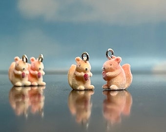 Squirrel Charms (qty 4)