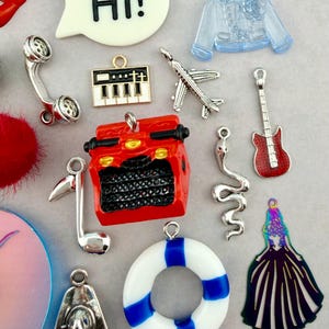 Taylor Swift Friendship Bracelet Kit: Swiftie Beads, Charms, String, TLOAS image 4