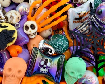 Overstock Halloween Soup: Spooky Mystery Scoop Resin Beads, Charms, Surprise Mix