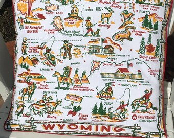 Wyoming Pillow Cover, Wyoming Pillowcase, Wyoming Souvenir, Retro Wyoming Pillow Cover