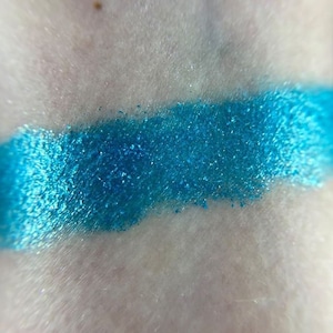 Pulsar Eyeshadow