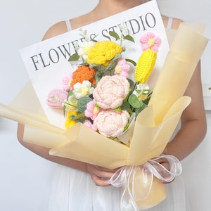 Muttertagsblumenstrauß, handgefertigtes Finishend-Produkt, gehäkeltes Sonnenblumen- / Rosen- / Tulpenblumenstrauß, Geburtstags- / Jubiläums- / Abschlussgeschenk für sie