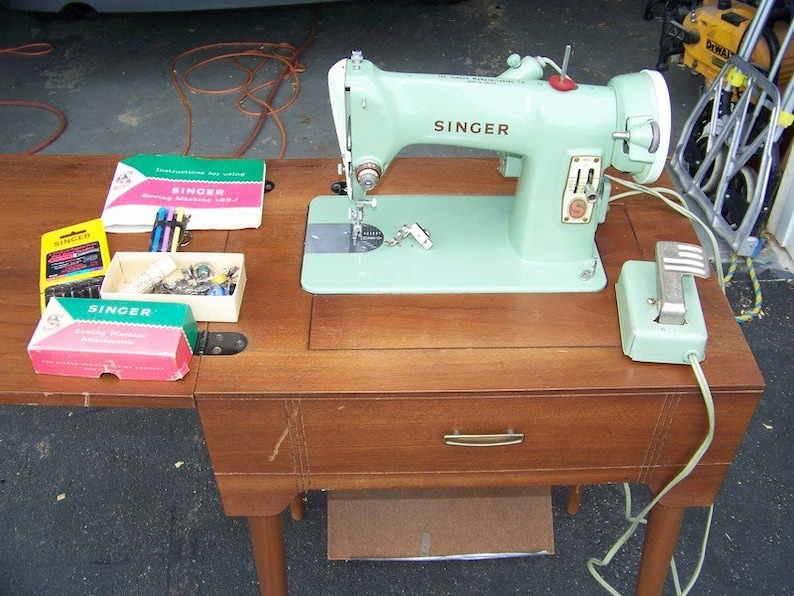 Vintage Singer Model 185J Sewing Machine Green Etsy