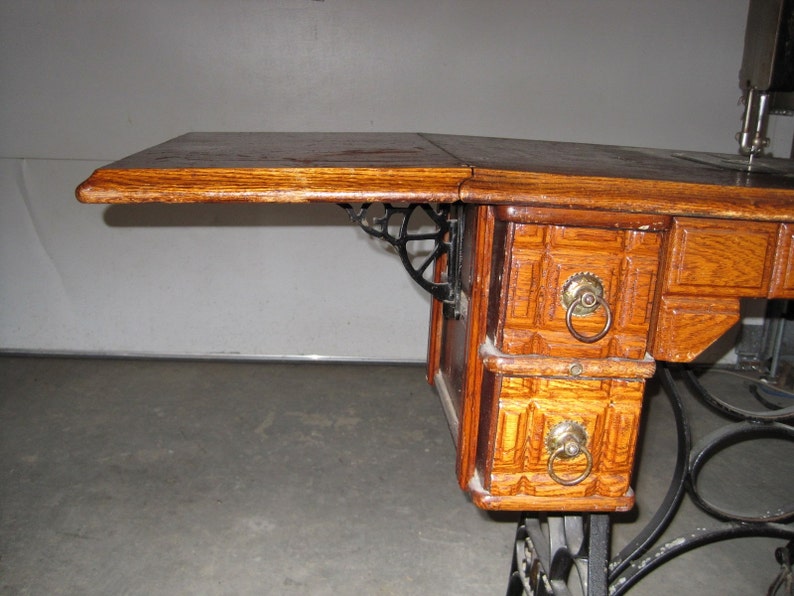 Antique Oak TREADLE SEWING MACHINE Cast Iron Base 2 Etsy