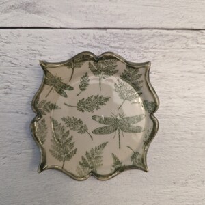 Small Ring Dish with Dragonfly and Fern Garden Design Bigger square