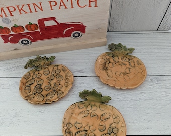 Handcrafted Pumpkin Snack Dish with Acorns and Leaves Pattern - Fall Harvest Decor