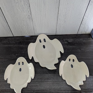 Boo-tifully crafted: Handmade Ceramic Ghost Shaped Dish - Unique Home Decor