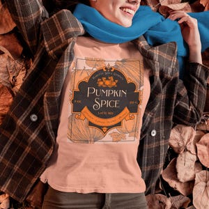Maglietta autunnale, maglietta con etichetta Pumpkin Spice, maglietta Feeling Pumpkin Spice, maglietta con ricetta Pumpkin Spice, maglietta di Halloween
