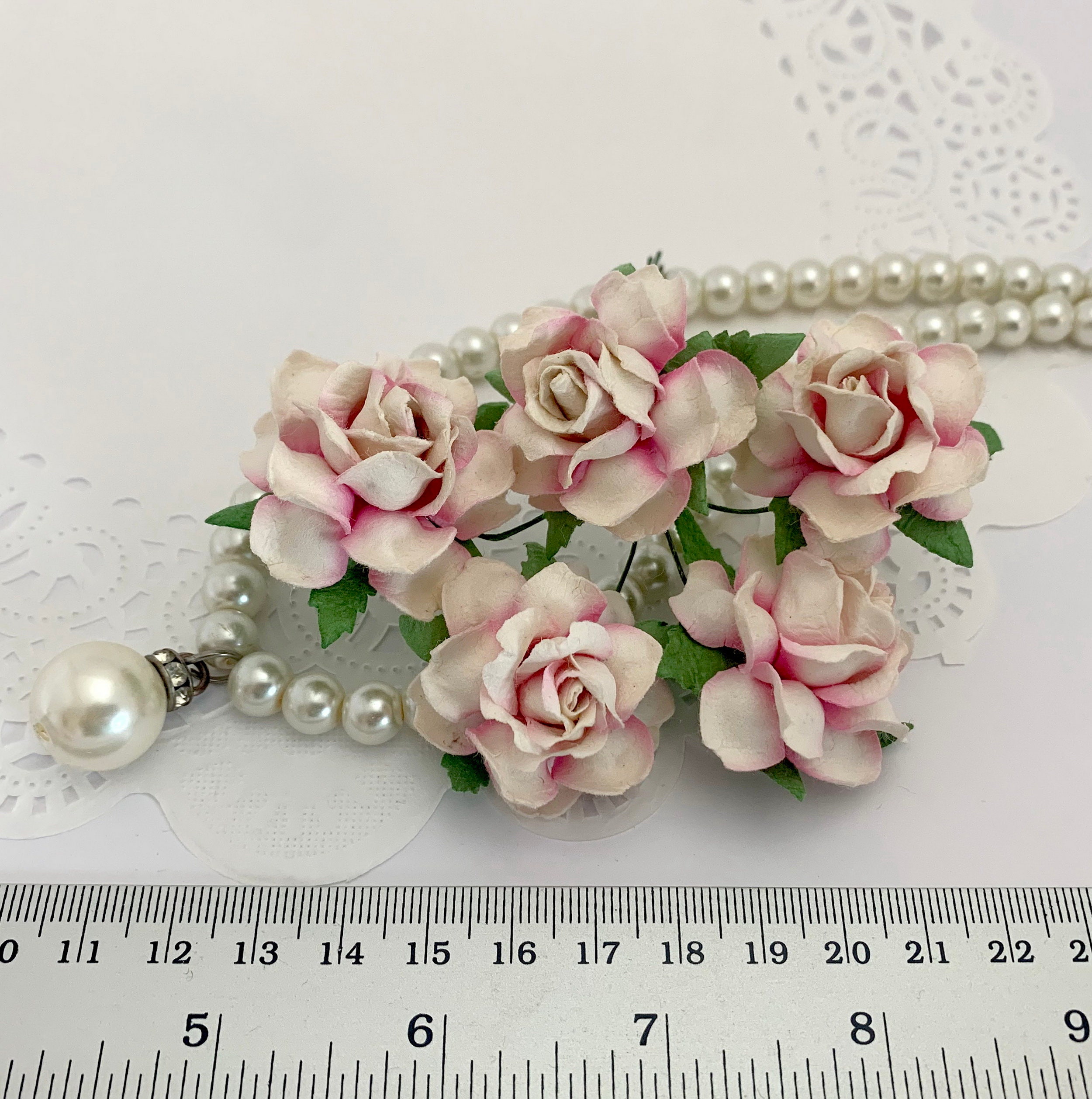 1-1/2" or 3.75 cm White Baby Pink Paper Flower Wedding Scrapbook Rose R21/2+15 