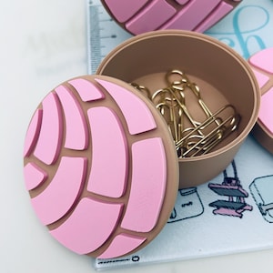 Concha Desk Organizer: Mexican Pan Dulce Decor, Pen & Note Holder afbeelding 3