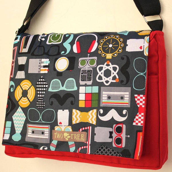Red GEEK CHIC Print MESSENGER Book Laptop Diaper Bag