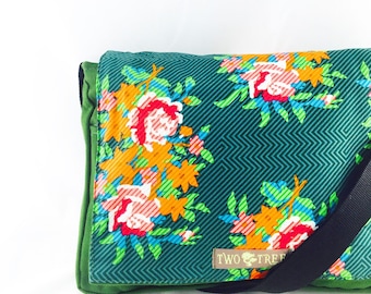 Bolso bandolera con ramo de rosas / Bolso cruzado floral verde / Bolso para portátil / Regalo de jardín rústico / Bolso de viaje