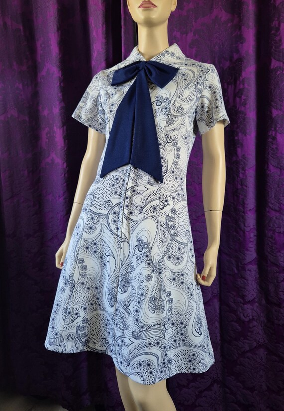 Vintage Mod Dots & Daisies Swirl Minidress With Bow Collar - Etsy