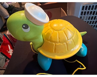 Vintage Fisher Price Sailor Turtle Pull Toy Green Yellow Blue Moving Legs 1970s