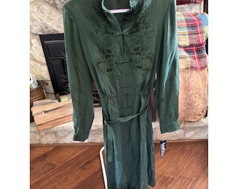 Barbara Vintage 100% Pure Silk Green Embroidered Frog Button Midi Dress NWT 9/10