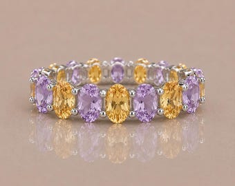 Ovale Eternity-ring goudgeel en lavendel CZ – 8 kt totaal – sterlingzilveren band