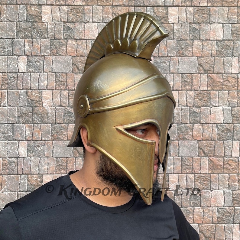 medieval_greek_helmet