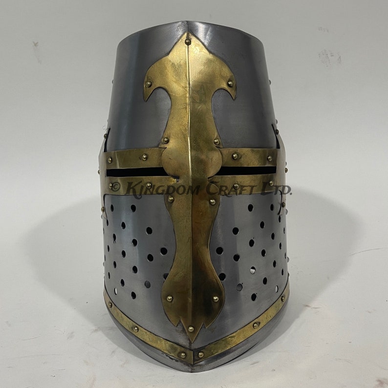 crusader_knight_templar_helmet