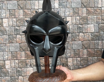Black Edition Maximus Gladiator Helm Russel Crowe Helm mit Display Ständer