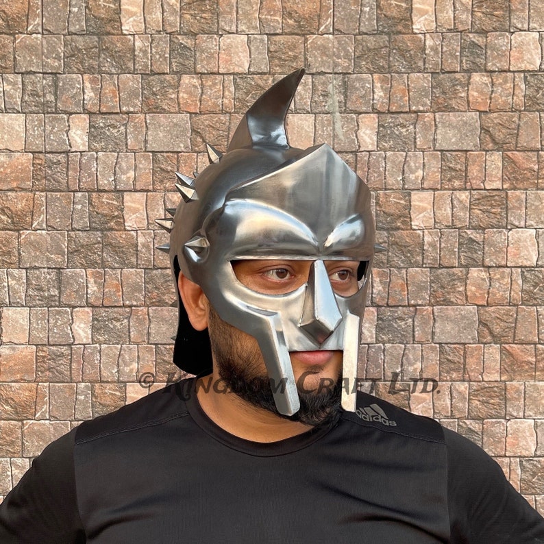 Maximus Gladiator Helmet Russell Crowe Helmet for Cosplay Prop Gladiator Experience the feel of a warrior by wearing this Maximus Gladiator helmet Inspired by the iconic helmet worn by Russell Crowe in the popular movie Gladiator.