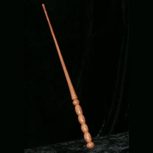 CANARYWOOD MAGIC WAND Rejuvenation - Innovation - Adventure - Pagan, Wicca, Fairy, Wizard, Druid, Handmade, Pottermore