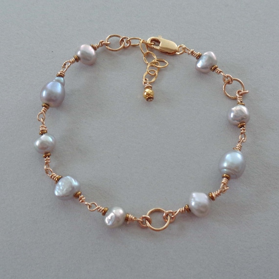 AA Wire-wrapped Gray Pearls and Gold Fill Pearl Bracelet / Dainty Luxe Pearl Bracelet / Elegant Gold Grey Jewelry