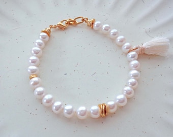 White Pearl & Gold Beaded Bracelet with Tassel / Wedding Pearls / June Birthstone Gift / White Pearl Jewelry