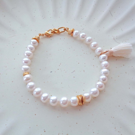 White Pearl & Gold Beaded Bracelet with Tassel / Wedding Pearls / June Birthstone Gift / White Pearl Jewelry