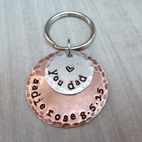 Love you Dad Keychain - Custom Named Dad Keychain - Fathers Day Gift - Personalized Father Dad Gift - My Daddy - Gift for Man