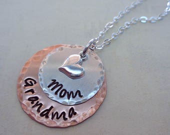 Mom Grandma Necklace / Mothers Day Gift / Gift for Grandma / Grandma Jewelry