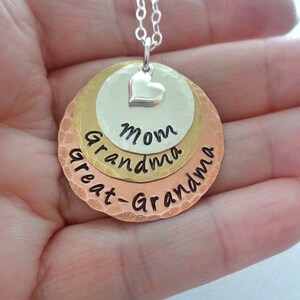 Mom Grandma Great-Grandma Necklace with Heart / Mothers Day Gift / Great Grandma Jewelry / For Grammy Nonna image 3