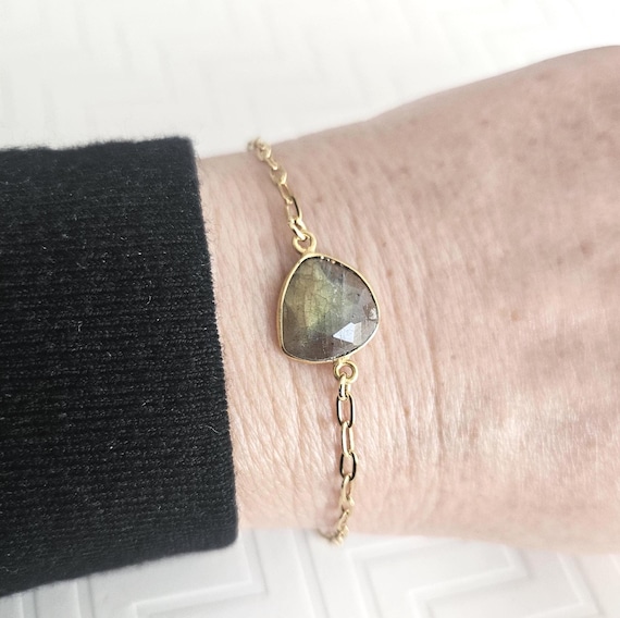 Minimalist Labradorite Bracelet Gold Paperclip Chain