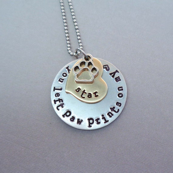 You left paw prints on my heart Pet Memorial Necklace - Personalized Dog Cat Memorial - Pet Loss Jewelry - Remembrance Gift