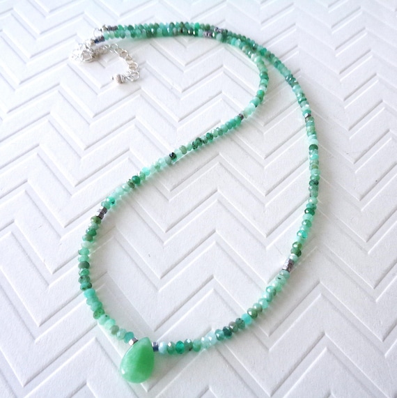 Natural Emerald Necklace Sterling Silver / Glam Gemstone Jewelry / Minimalist Dainty Jewelry