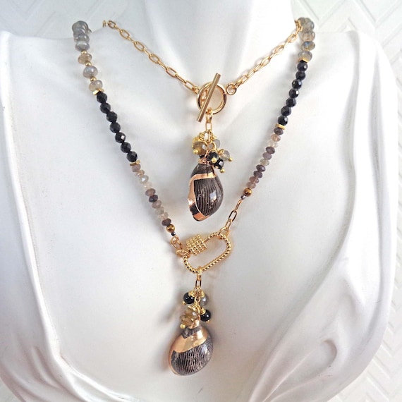 Zebra Shell Necklace with Labradorite and Black Tourmaline / Carabiner Clasp/ Paperclip Chain Toggle Clasp / Glam Resort Jewelry