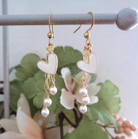 Valentines Day Heart and Pearls Earring, Gold & White Drops