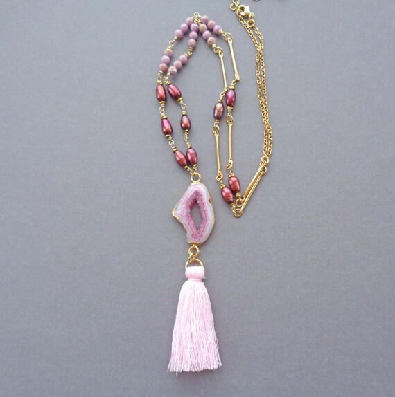 Pink & Purple Agate Slice Tassel Necklace / Phosphosiderite Pearl Agate Jewelry / Pink Tassel Long Necklace