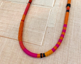 petite linda fiber necklace - orange & fuschia