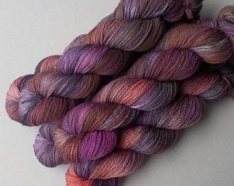 Ultimate Merino Fingering 14.5 Microns Sock Yarn, Witching Hour