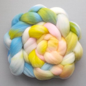 Roving Targhee Handdyed Combed Top Easter Eggs 5.3 oz. image 4