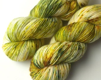 Speckled Sock Yarn Handdyed Merino Cashmere Nylon - Pickle, 430 yards