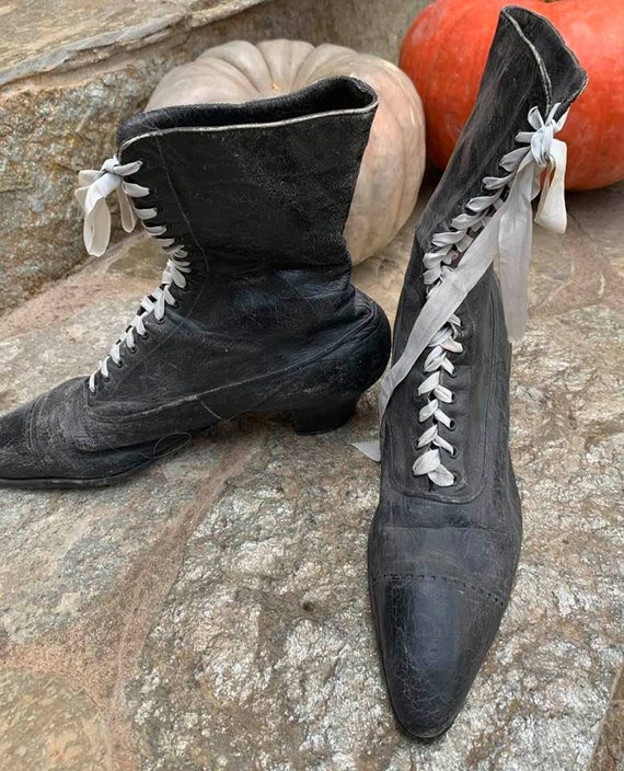 Sweet Antique Edwardian Women's Boots