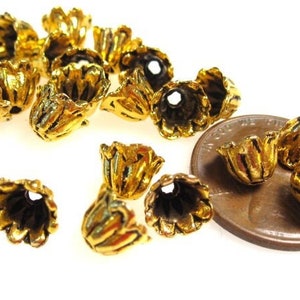20 Gold Bead Caps, Antique Gold Lilly of Valley 5x7mm, Jewelry Supplies BC1110